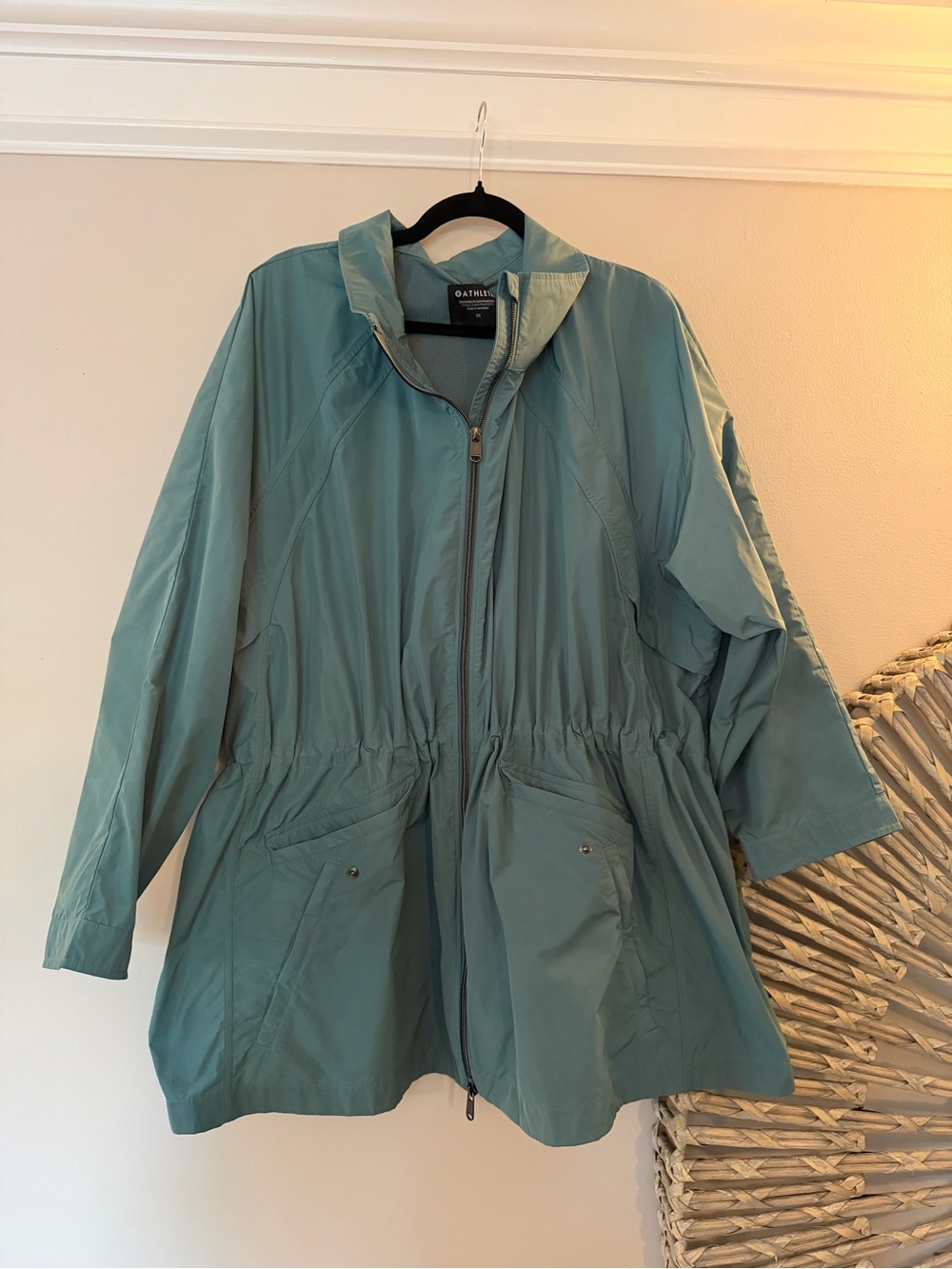 Athleta Teal Lightweight Drawstring Utility Windbreaker Rain Jacket